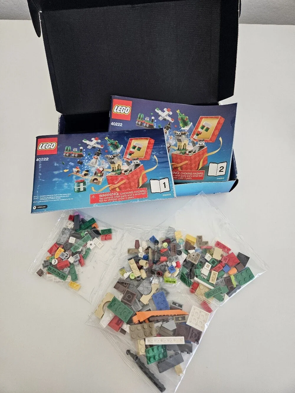 Lego | 40222 Holiday Countdown Calendar 24 in 1 250 Pieces Ages 7+ Open Box